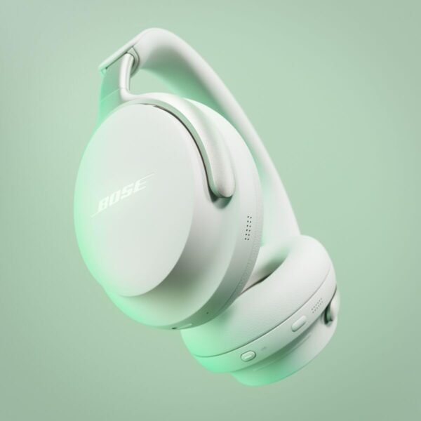Fones de ouvido Bose QuietComfort Ultra Bluetooth, fones de ouvido sem fio com áudio espacial, cancelamento de ruído com microfone, até 24 horas de reprodução, fumaça branca
