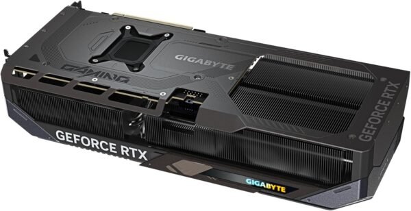 GIGABYTE GeForce RTX 5070 Ti Gaming OC 16G Graphics Card, 16GB 256-bit GDDR7, PCIe 5.0, WINDFORCE Cooling System, GV-N507TGAMING OC-16GD Video Card - Imagem 3