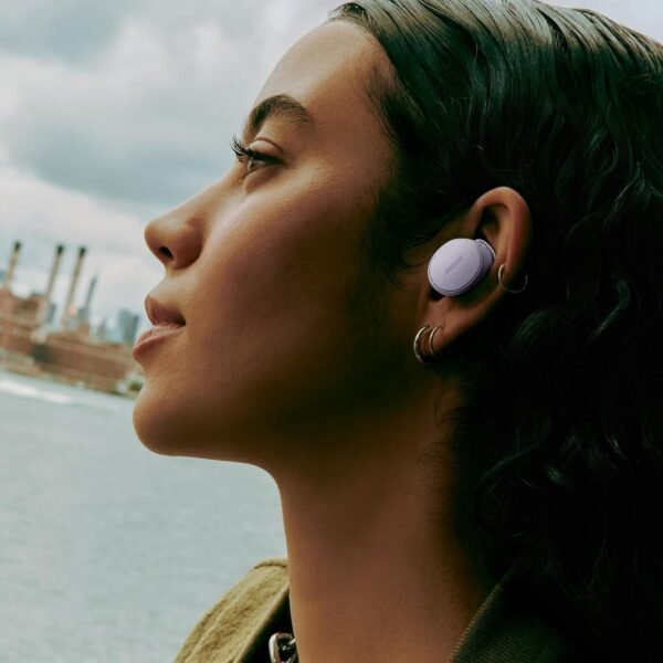 Bose QuietComfort Bluetooth Earbuds, True Wireless Earbuds with Active Noise Cancellation and Mic, Deep Bass, IPX4 Rating, Up to 8.5 Hours of Playtime, Chilled Lilac - Imagem 5